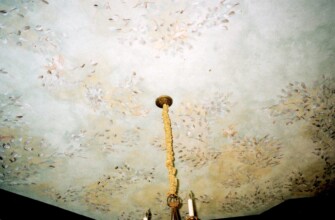 detailed texture on ceiling